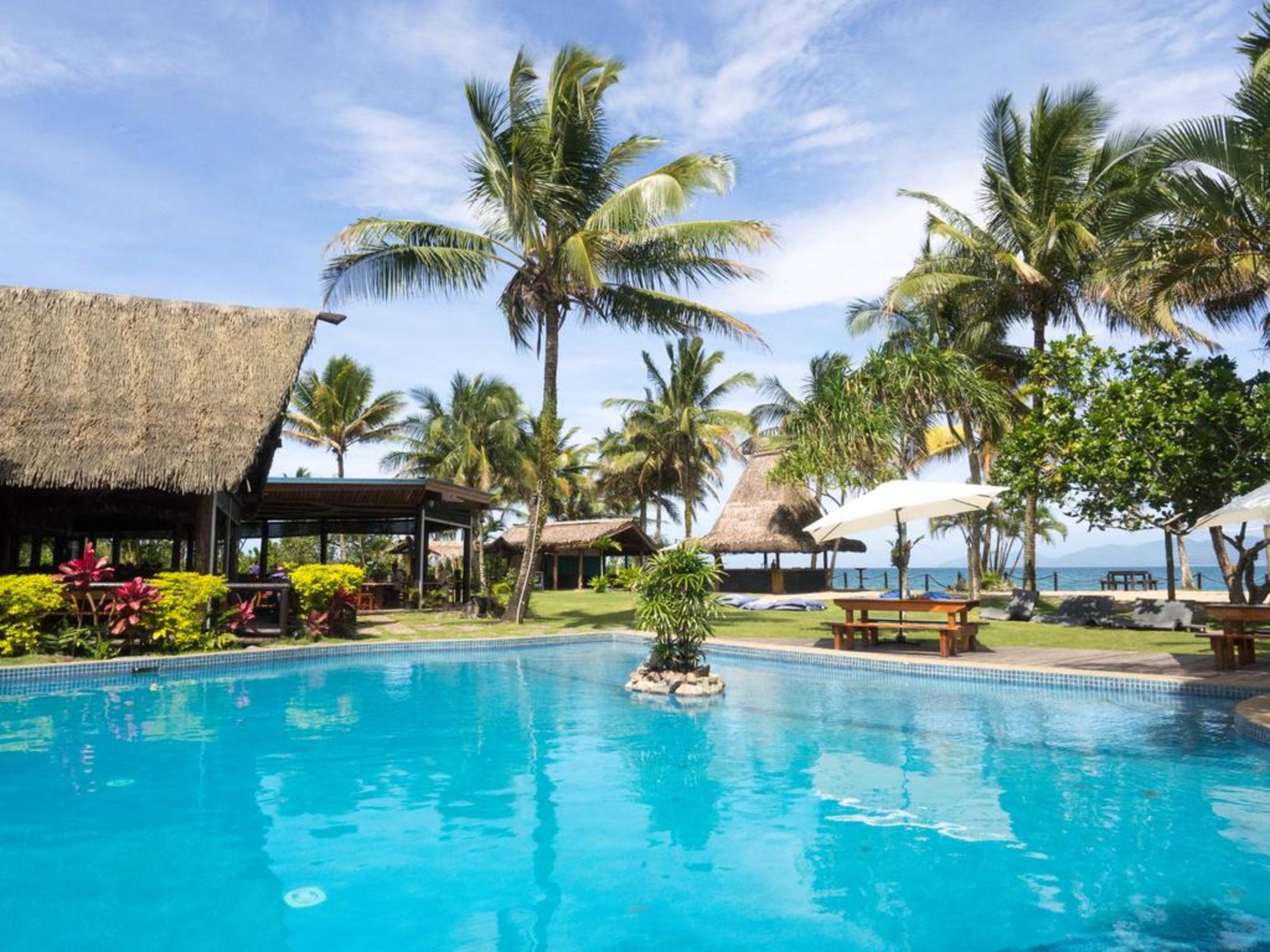 Uprising Beach Resort Pacific Harbour Exterior foto